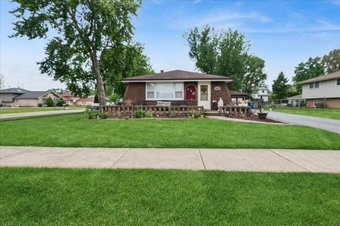 Tiny photo for 4501 Concordia Court, Midlothian, IL 60445 (MLS # 12651808)