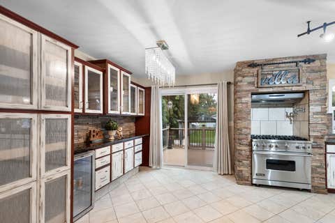 Tiny photo for 1817 ELMWOOD Drive, Lindenhurst, IL 60046 (MLS # 12727356)