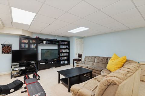 Tiny photo for 31366 W Somerset Circle, Libertyville, IL 60048 (MLS # 12392245)