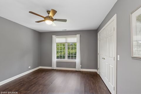 Tiny photo for 31366 W Somerset Circle, Libertyville, IL 60048 (MLS # 12392245)