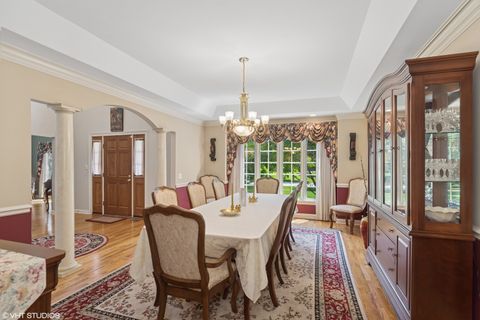 Tiny photo for 31366 W Somerset Circle, Libertyville, IL 60048 (MLS # 12392245)