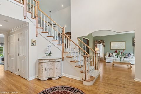 Tiny photo for 31366 W Somerset Circle, Libertyville, IL 60048 (MLS # 12392245)