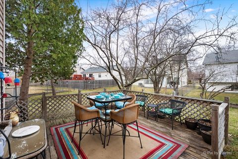 Tiny photo for 6 Juniper Court, Streamwood, IL 60107 (MLS # 12588220)