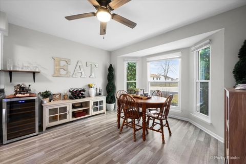 Tiny photo for 6 Juniper Court, Streamwood, IL 60107 (MLS # 12588220)