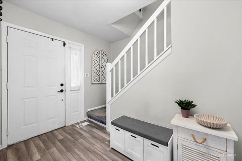 Tiny photo for 6 Juniper Court, Streamwood, IL 60107 (MLS # 12588220)