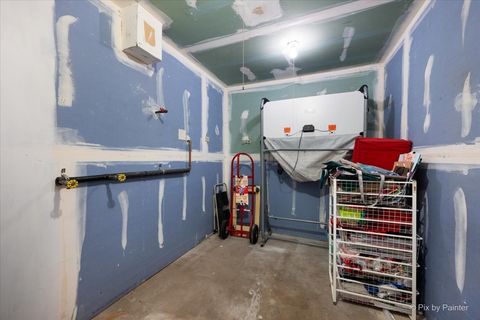 Tiny photo for 6 Juniper Court, Streamwood, IL 60107 (MLS # 12588220)