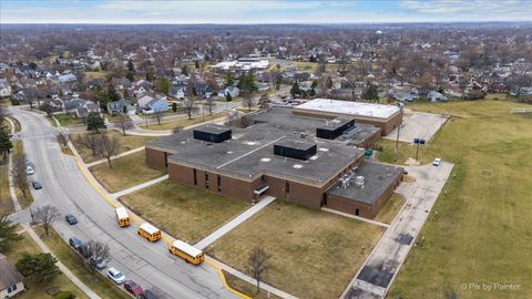 Tiny photo for 6 Juniper Court, Streamwood, IL 60107 (MLS # 12588220)