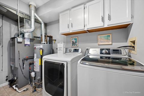 Tiny photo for 6 Juniper Court, Streamwood, IL 60107 (MLS # 12588220)