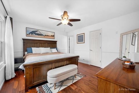 Tiny photo for 6 Juniper Court, Streamwood, IL 60107 (MLS # 12588220)