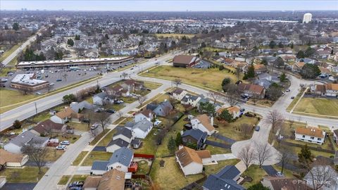 Tiny photo for 6 Juniper Court, Streamwood, IL 60107 (MLS # 12588220)