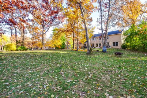 Tiny photo for 30 Regent Lane, Lincolnshire, IL 60069 (MLS # 12542656)