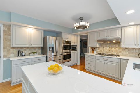 Tiny photo for 30 Regent Lane, Lincolnshire, IL 60069 (MLS # 12542656)