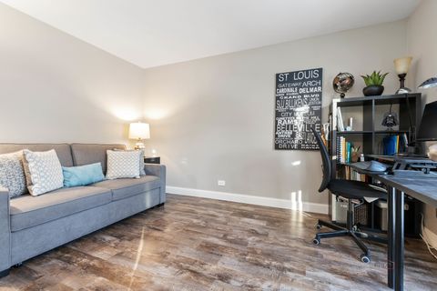 Tiny photo for 30 Regent Lane, Lincolnshire, IL 60069 (MLS # 12542656)