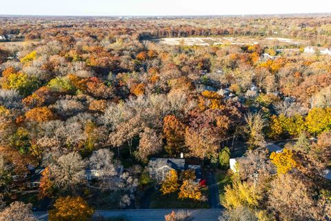 Tiny photo for 30 Regent Lane, Lincolnshire, IL 60069 (MLS # 12542656)