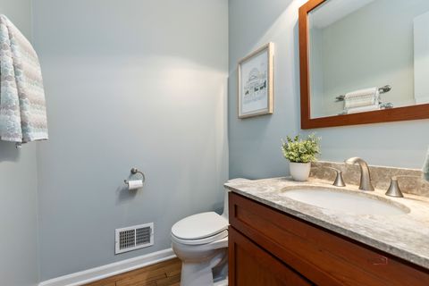 Tiny photo for 30 Regent Lane, Lincolnshire, IL 60069 (MLS # 12542656)