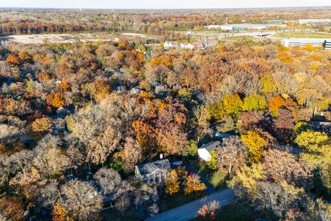 Tiny photo for 30 Regent Lane, Lincolnshire, IL 60069 (MLS # 12542656)