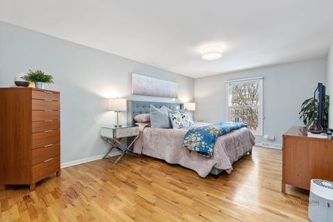 Tiny photo for 30 Regent Lane, Lincolnshire, IL 60069 (MLS # 12542656)