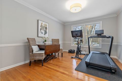 Tiny photo for 30 Regent Lane, Lincolnshire, IL 60069 (MLS # 12542656)