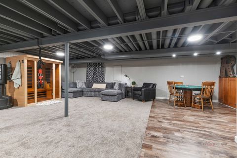 Tiny photo for 30 Regent Lane, Lincolnshire, IL 60069 (MLS # 12542656)