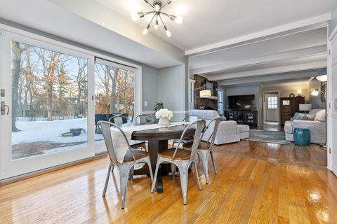 Tiny photo for 30 Regent Lane, Lincolnshire, IL 60069 (MLS # 12542656)