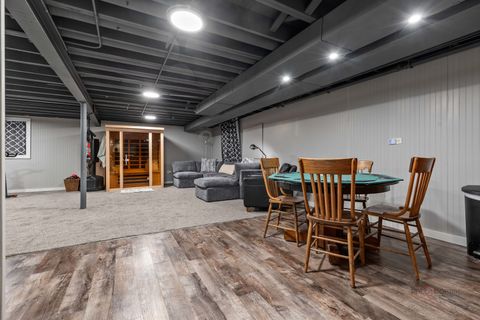 Tiny photo for 30 Regent Lane, Lincolnshire, IL 60069 (MLS # 12542656)