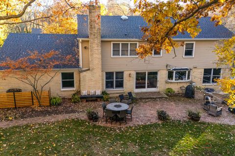 Tiny photo for 30 Regent Lane, Lincolnshire, IL 60069 (MLS # 12542656)