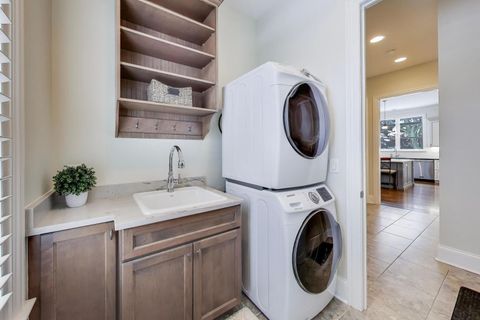 Tiny photo for 2403 Old Glenview Road, Wilmette, IL 60091 (MLS # 12579954)