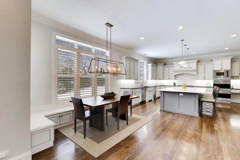 Tiny photo for 2403 Old Glenview Road, Wilmette, IL 60091 (MLS # 12579954)