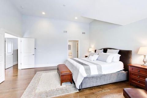 Tiny photo for 2403 Old Glenview Road, Wilmette, IL 60091 (MLS # 12579954)