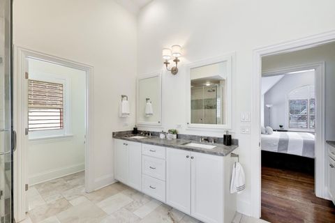 Tiny photo for 2403 Old Glenview Road, Wilmette, IL 60091 (MLS # 12579954)