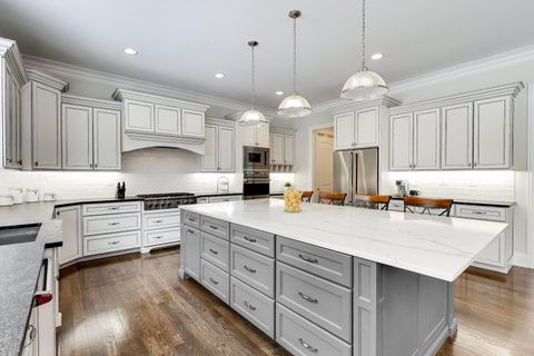 Tiny photo for 2403 Old Glenview Road, Wilmette, IL 60091 (MLS # 12579954)