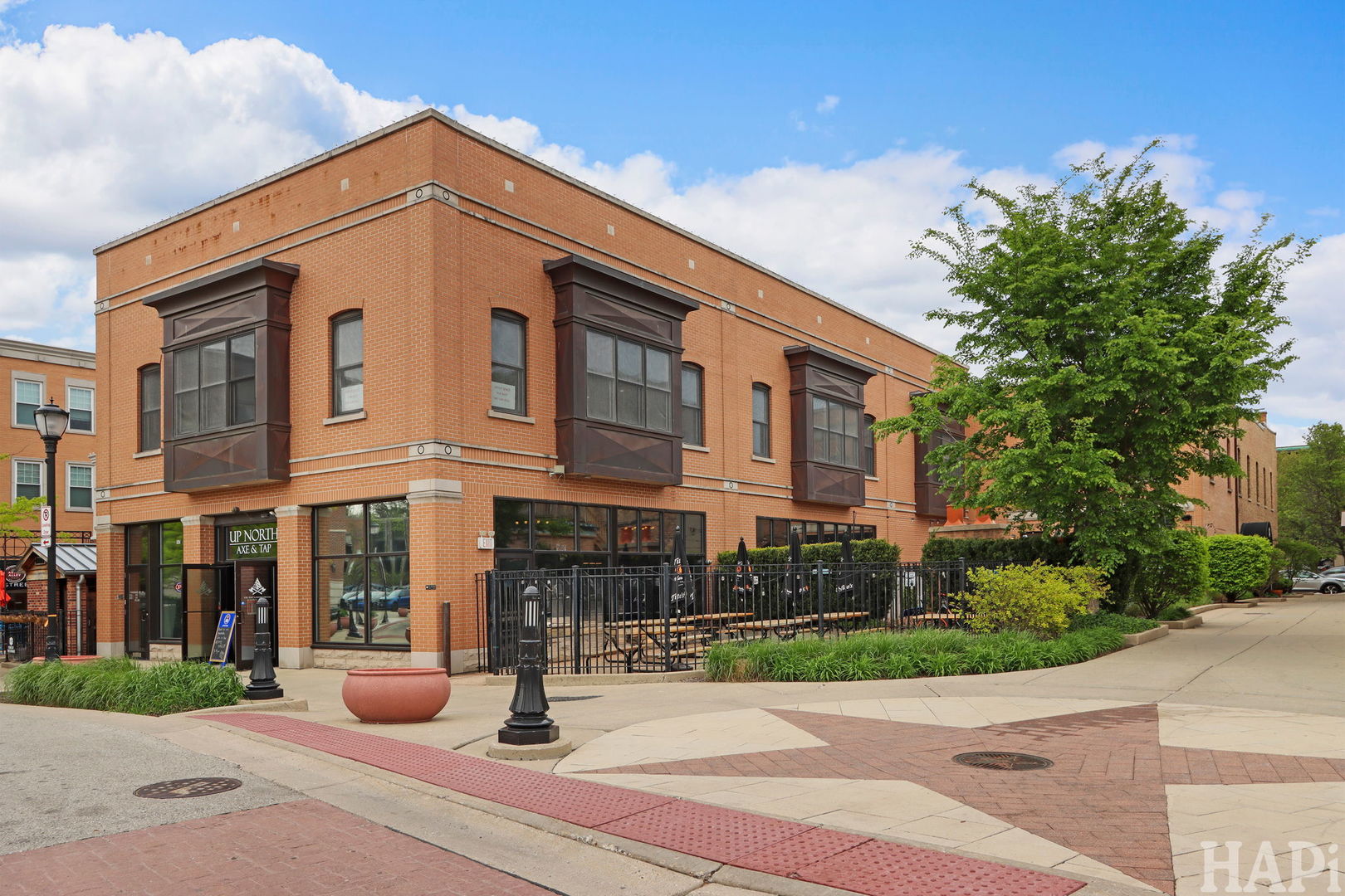 545-47 N Milwaukee Avenue