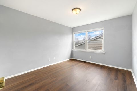Tiny photo for 9 Fernwood Drive #N, Bolingbrook, IL 60440 (MLS # 12652195)