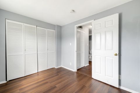 Tiny photo for 9 Fernwood Drive #N, Bolingbrook, IL 60440 (MLS # 12652195)