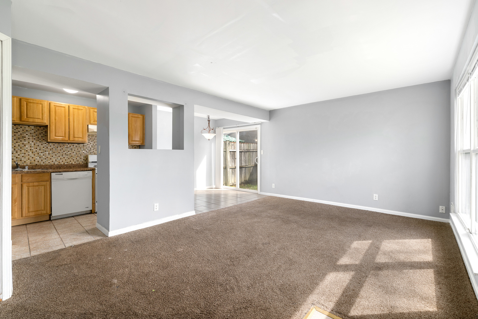 9 Fernwood Drive N