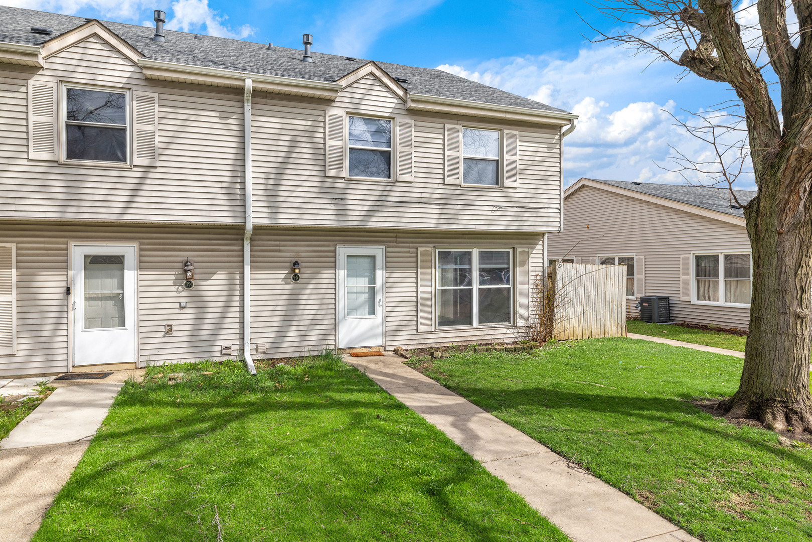 9 Fernwood Drive N