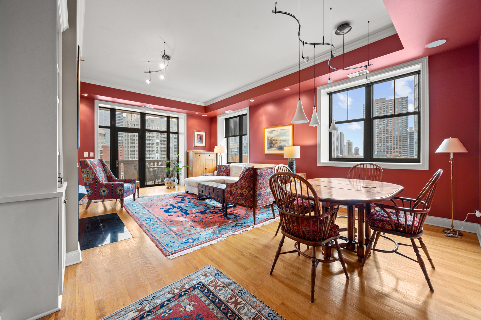 30 W Erie Street 1002