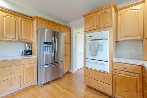 Tiny photo for 357 Roberts Road, Inverness, IL 60010 (MLS # 12660394)