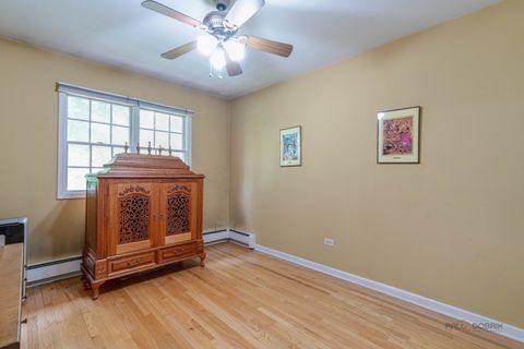Tiny photo for 357 Roberts Road, Inverness, IL 60010 (MLS # 12660394)