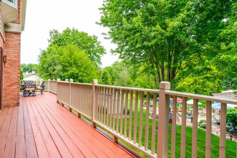 Tiny photo for 357 Roberts Road, Inverness, IL 60010 (MLS # 12660394)