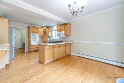 Tiny photo for 357 Roberts Road, Inverness, IL 60010 (MLS # 12660394)