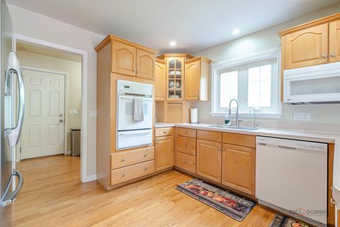 Tiny photo for 357 Roberts Road, Inverness, IL 60010 (MLS # 12660394)