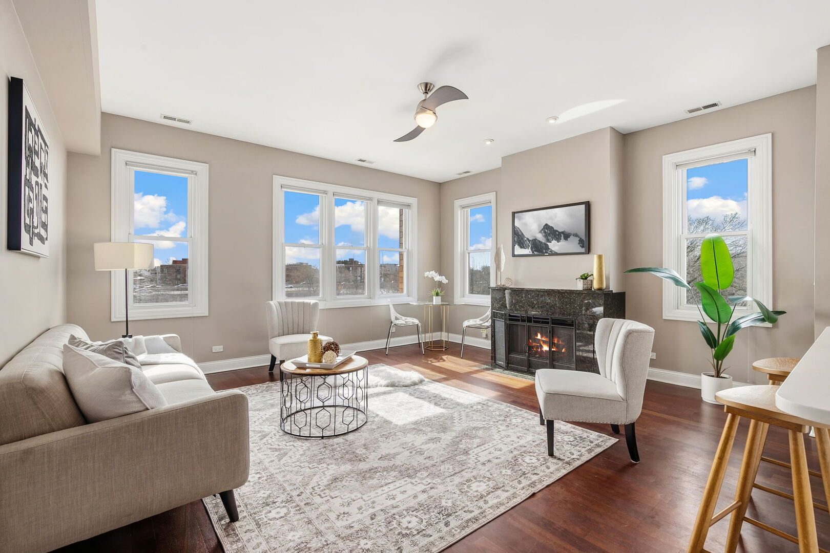 2243 N Lister Avenue 402