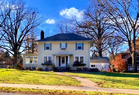 A home in Villa Grove