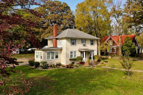 A home in Villa Grove