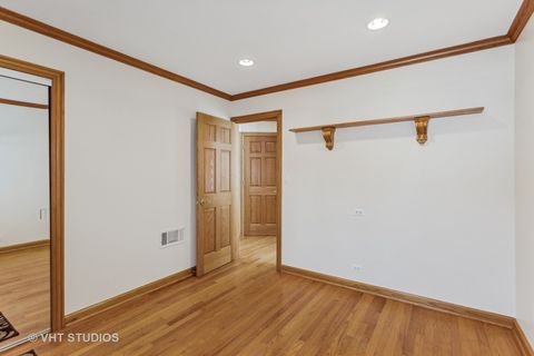 Tiny photo for 5261 Mulford Street, Skokie, IL 60077 (MLS # 12502767)