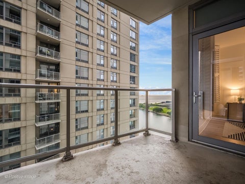 Tiny photo for 600 N Lake Shore Drive #1909, Chicago, IL 60611 (MLS # 12675648)