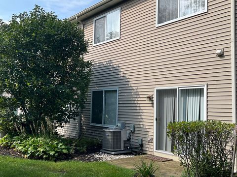 Tiny photo for 17542 Gilbert Drive, Lockport, IL 60441 (MLS # 12477770)