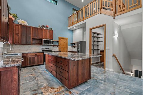 Tiny photo for 19W676 99th Street, Lemont, IL 60439 (MLS # 12633267)