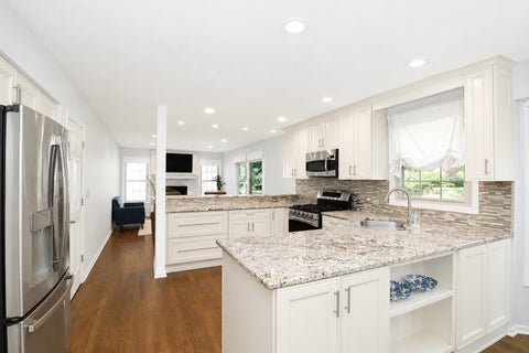 Tiny photo for 129 N Windsor Circle, Bloomingdale, IL 60108 (MLS # 12659982)